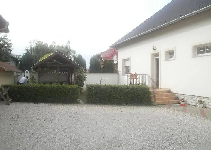 Apartment Gulyas Vendeghaz Buk